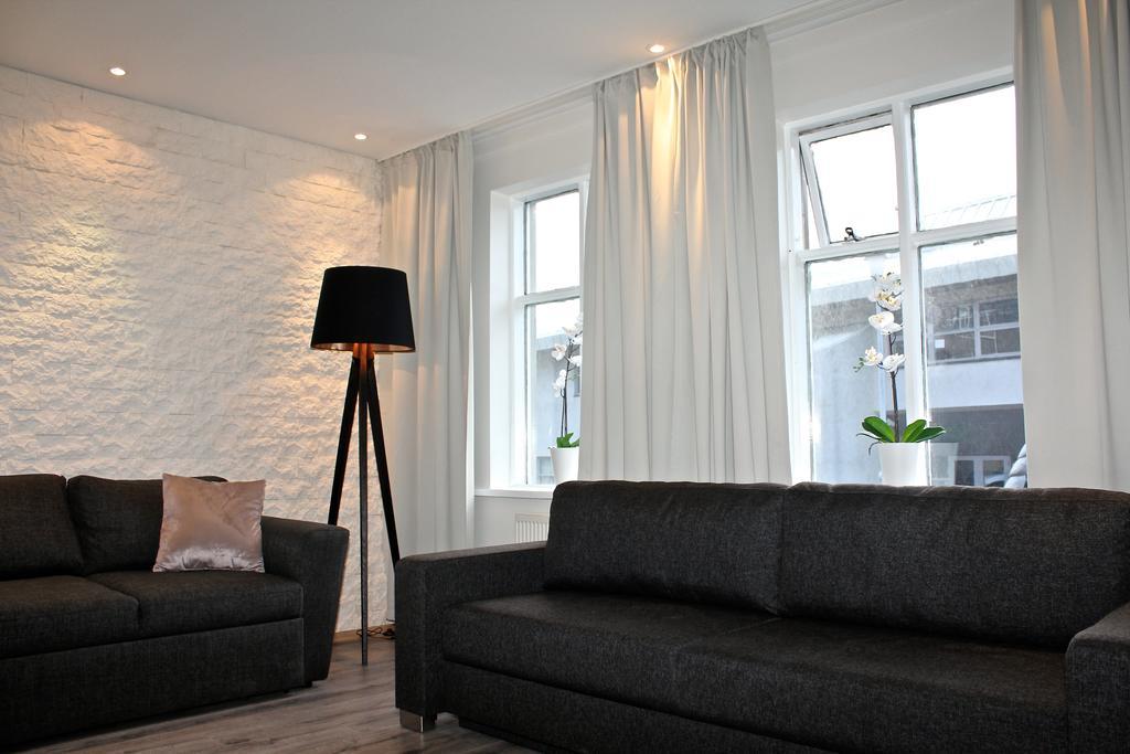 Heart Of Reykjavik - Luxury Apartments Room photo